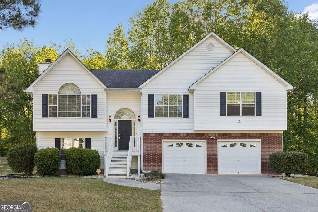 Photo of 133 Four Oaks Drive, Powder Springs, GA 30127 (MLS # 10730819)