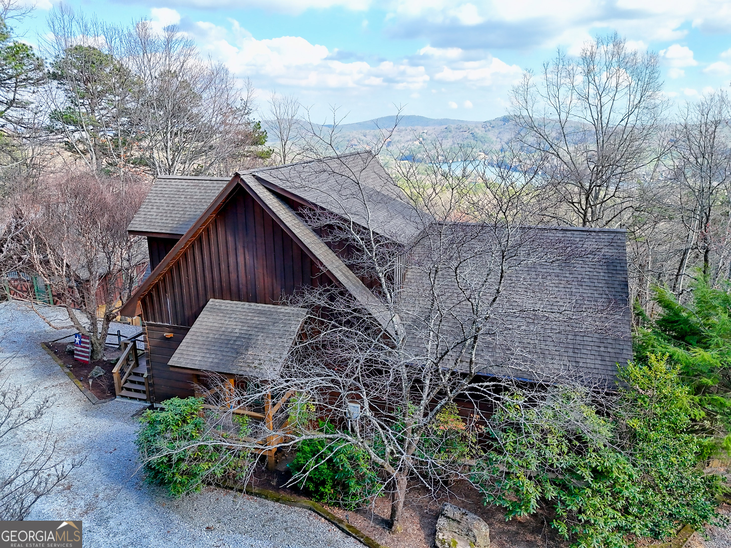 1039 Arbor DR