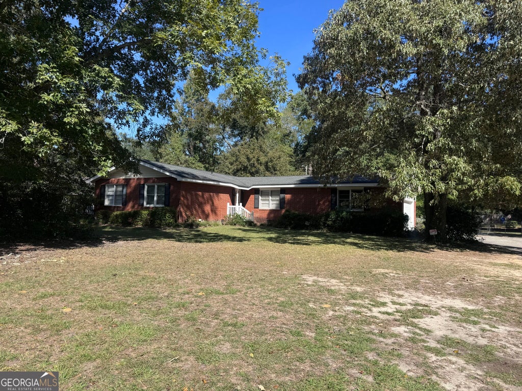 Photo of 403 Brookhaven Drive, Dublin, GA 31021 (MLS # 10879446)