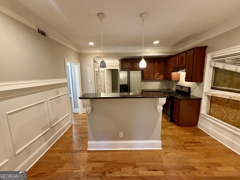 368 Irwin ST NE APT 1