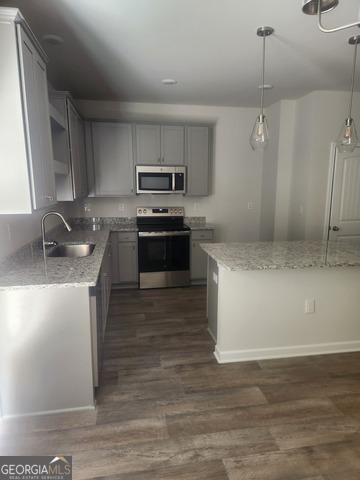 118 Meadowview DR 09