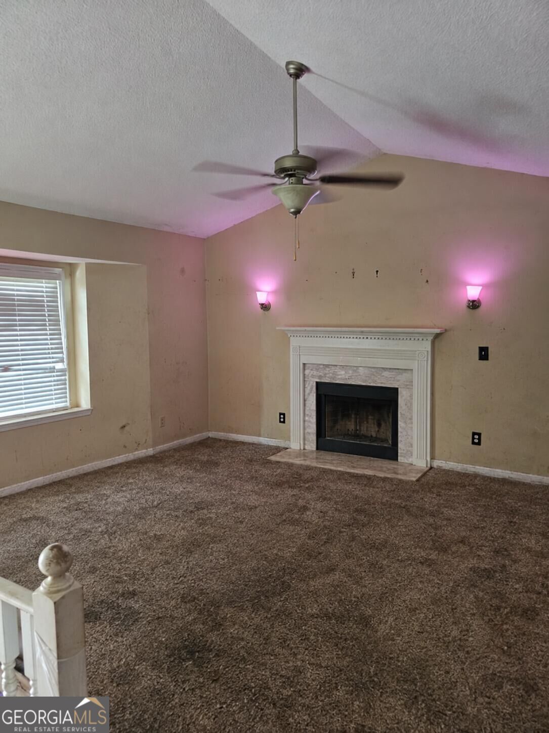 2 Huntcliff DR