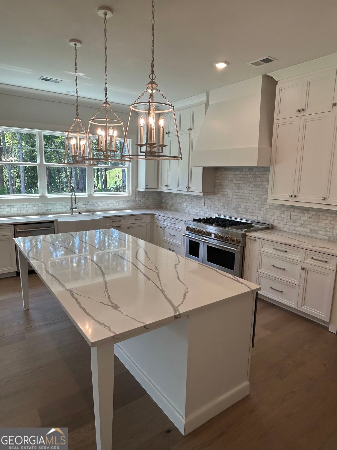 1622 Ahaluna DR
