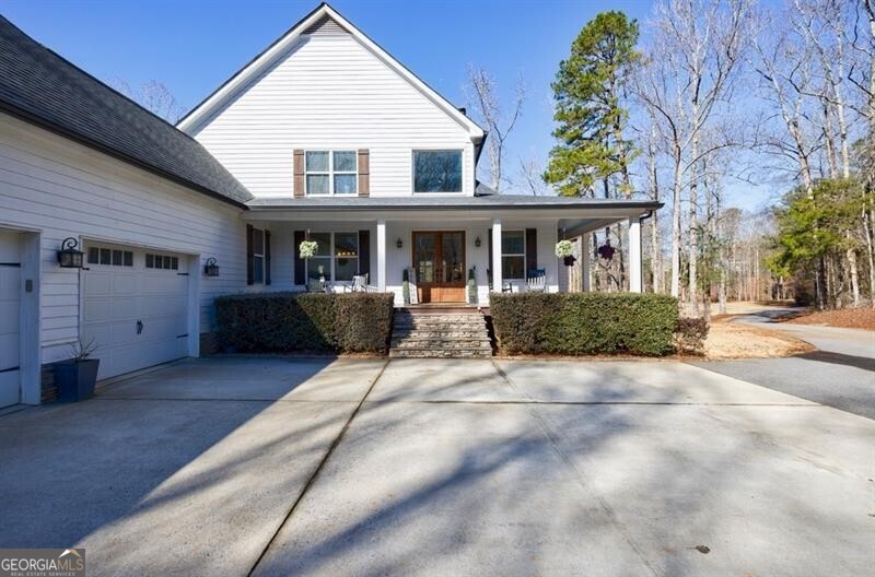 3055A Spring Hill DR