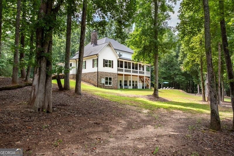 3055A Spring Hill DR