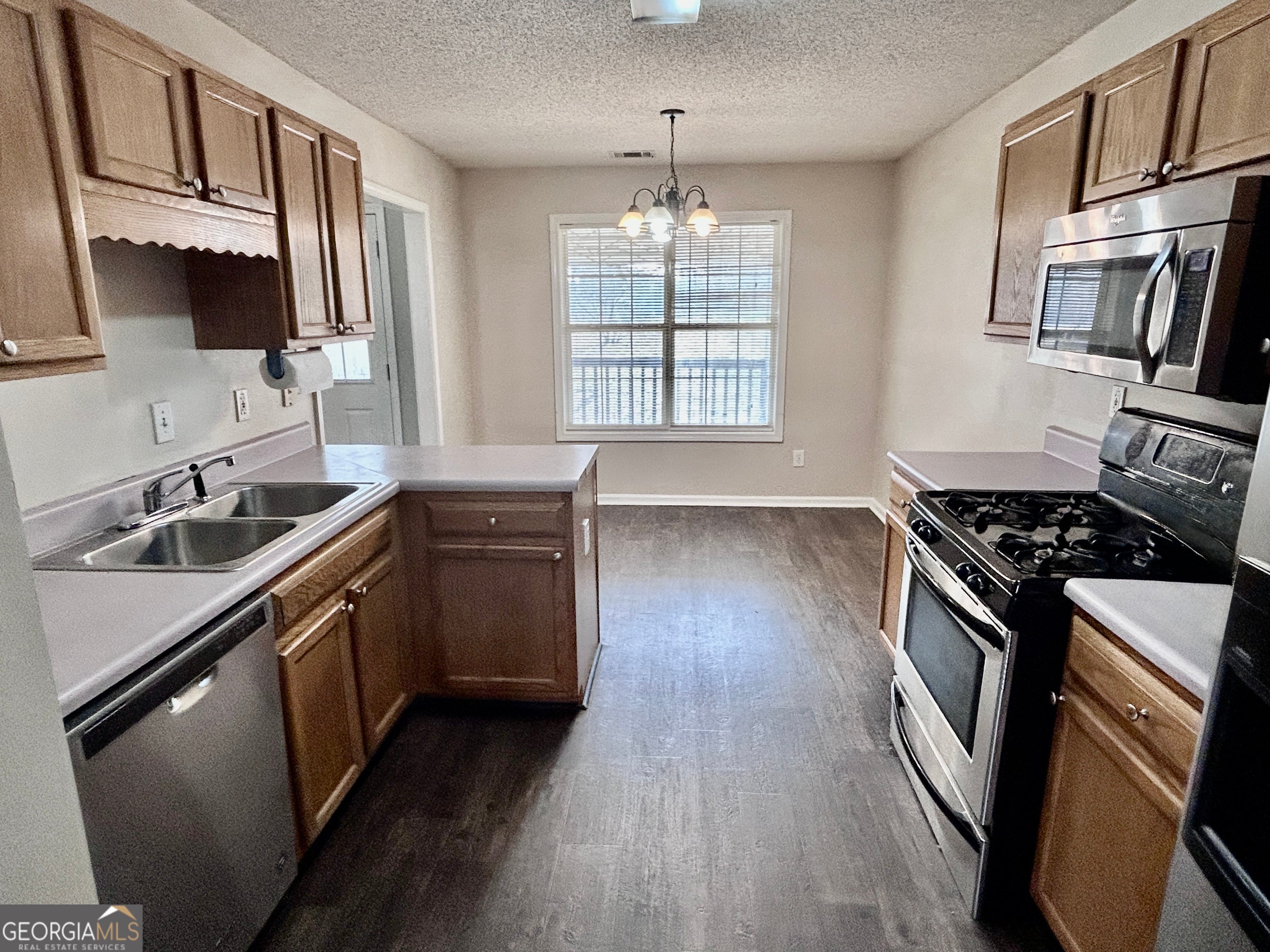 22 Meadow Chase WAY