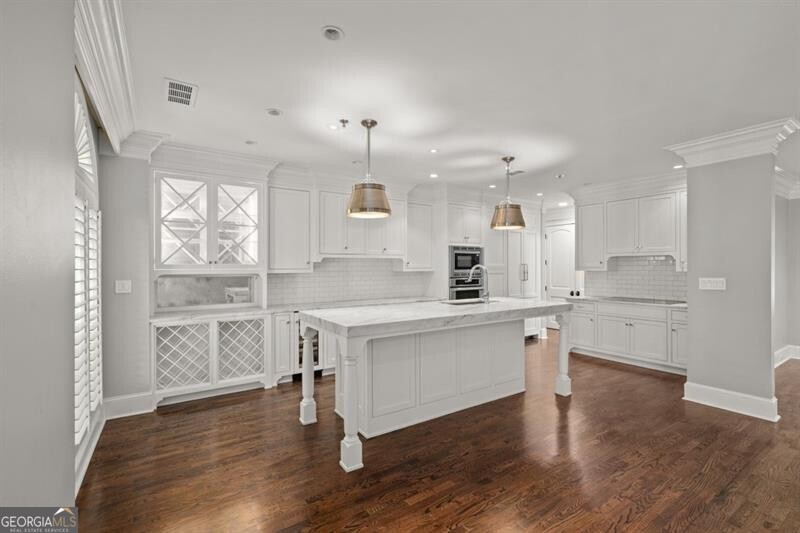 Halten Hall - Residential