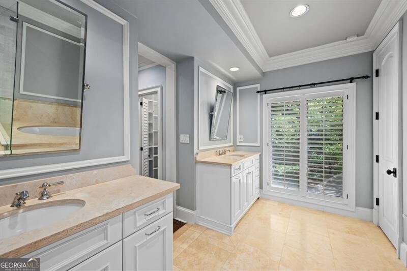 Halten Hall - Residential