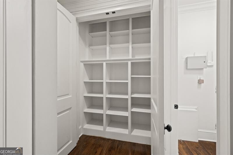 Halten Hall - Residential