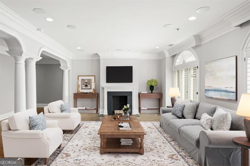 Halten Hall - Residential