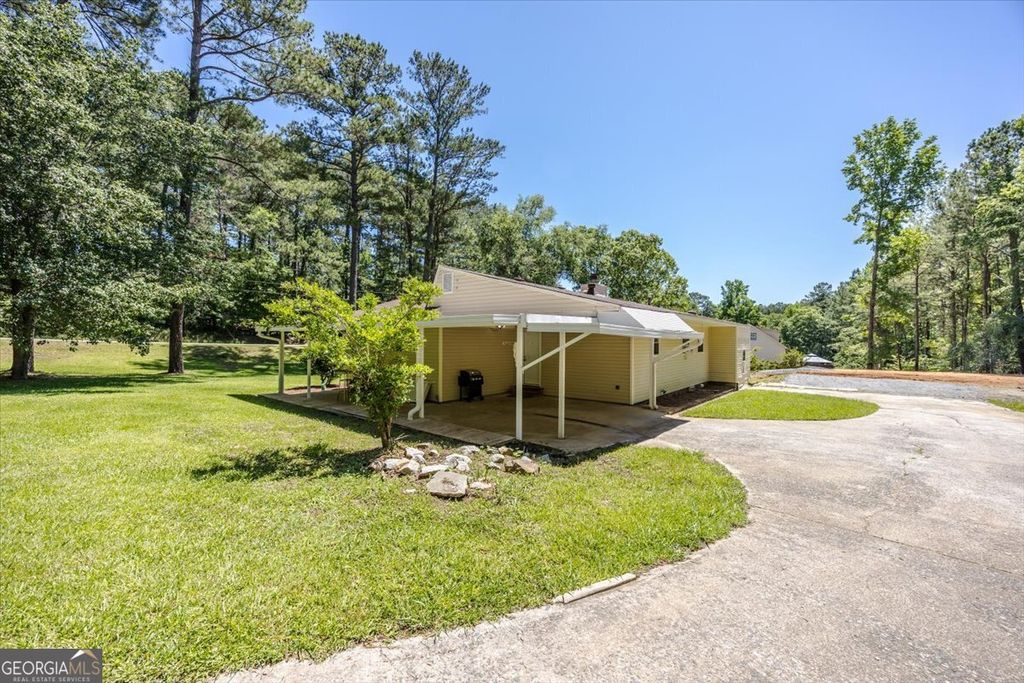 Photo of 143 Ragan Drive, Gray, GA 31032 (MLS # 10655733)