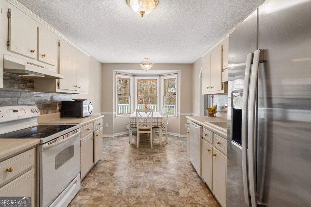 Photo of 25 S Oaks Drive SE, Cartersville, GA 30121 (MLS # 10701686)