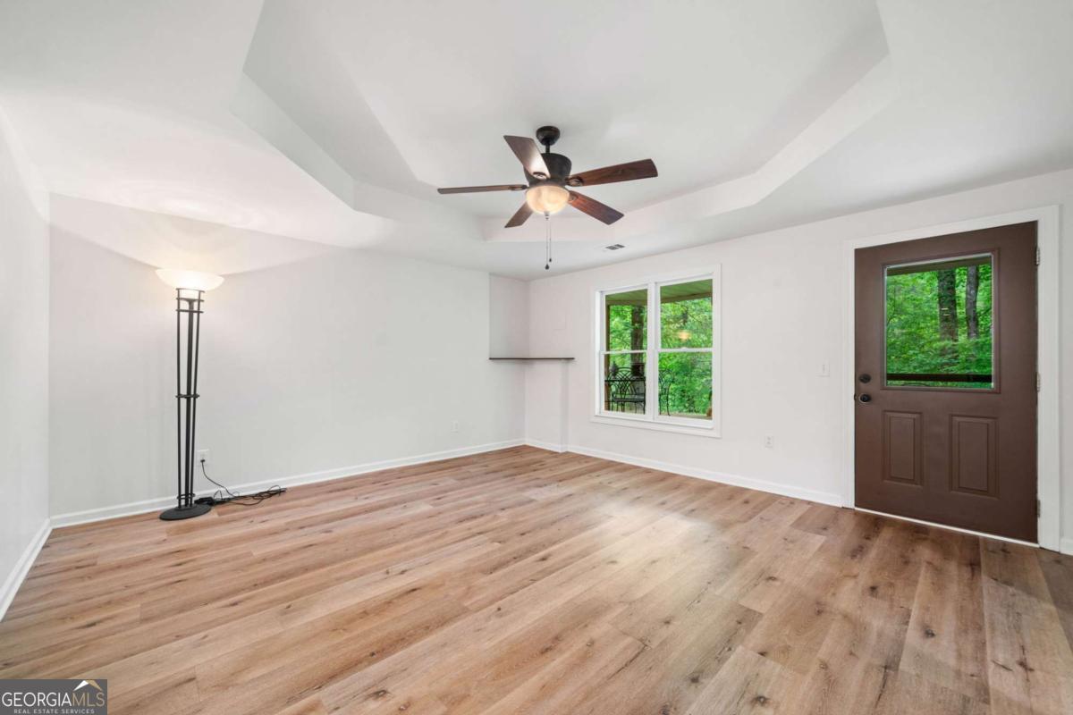 Hamptons Grant - Residential