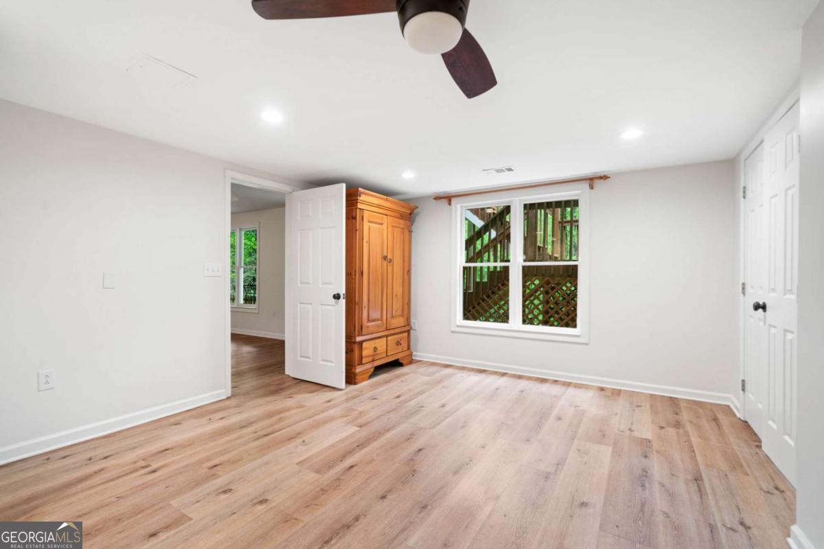 Hamptons Grant - Residential