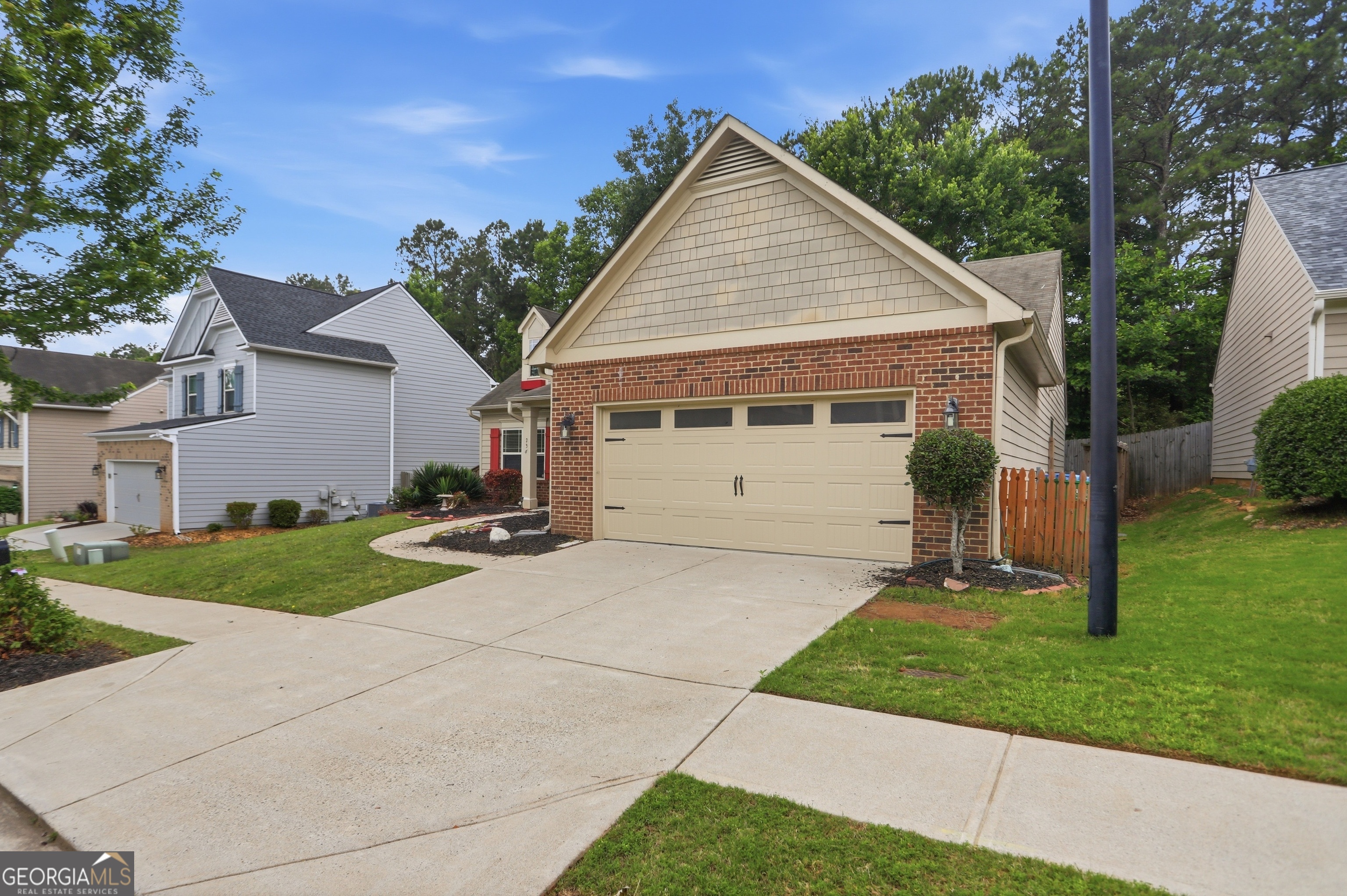 236 Manous WAY