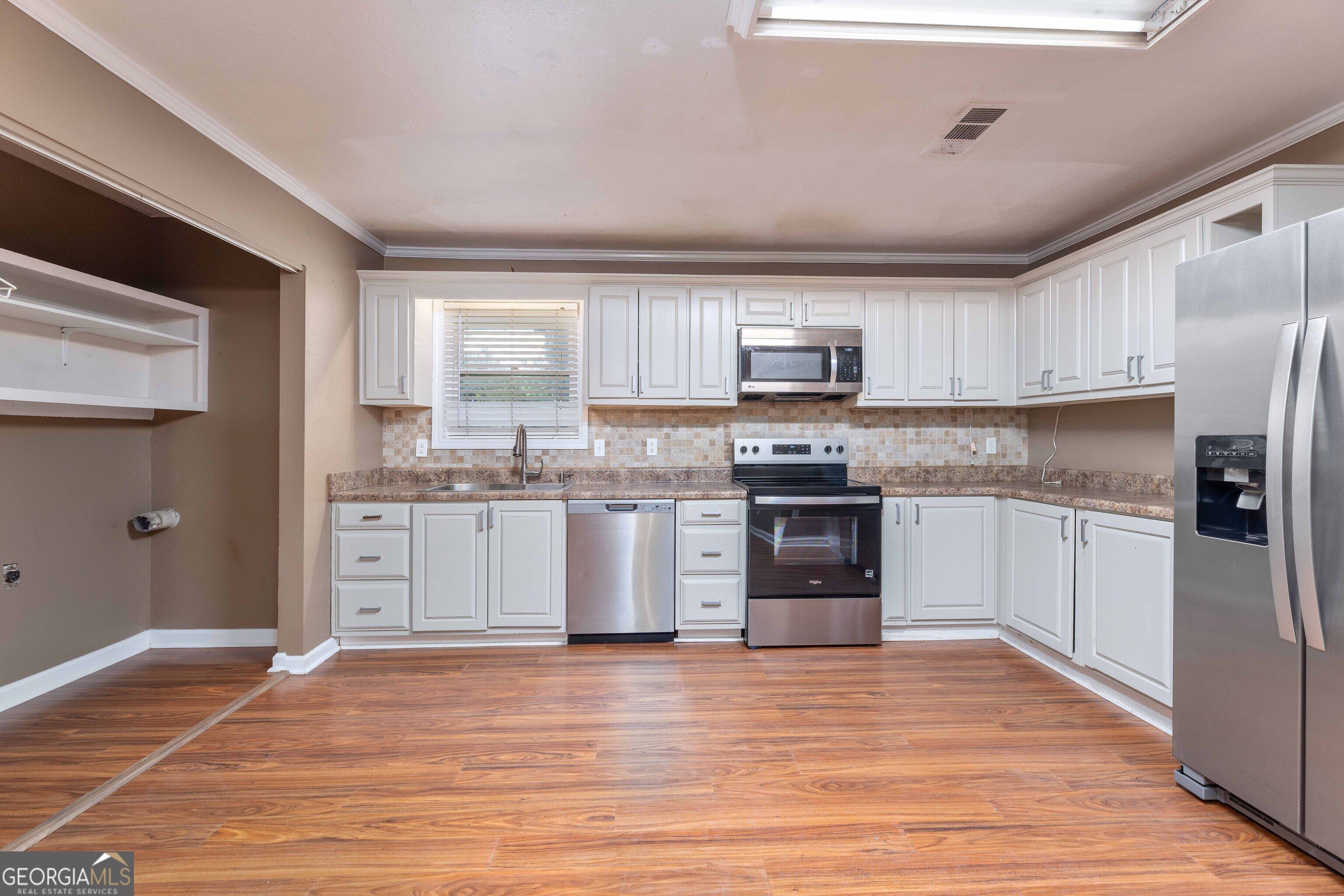 2562 Harwich CIR
