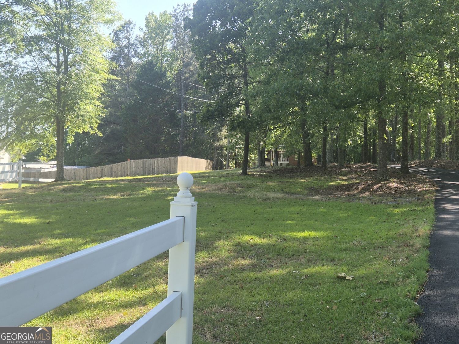 1480 Azalea DR