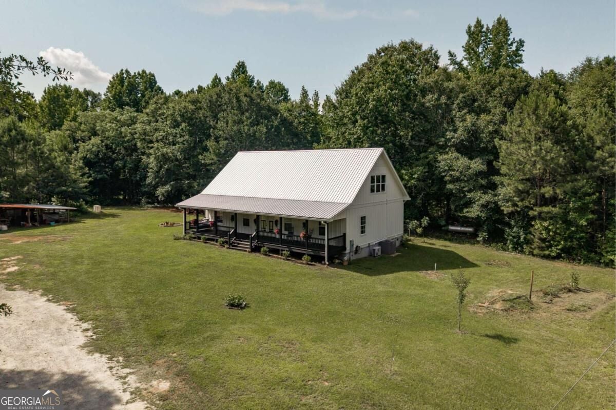 930 James Holcomb RD