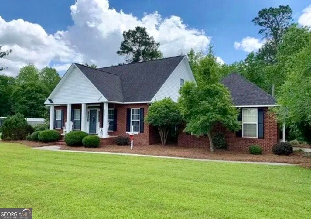 Photo of 231 Sandspur Ln, Vidalia, GA 30474 (MLS # 10845074)