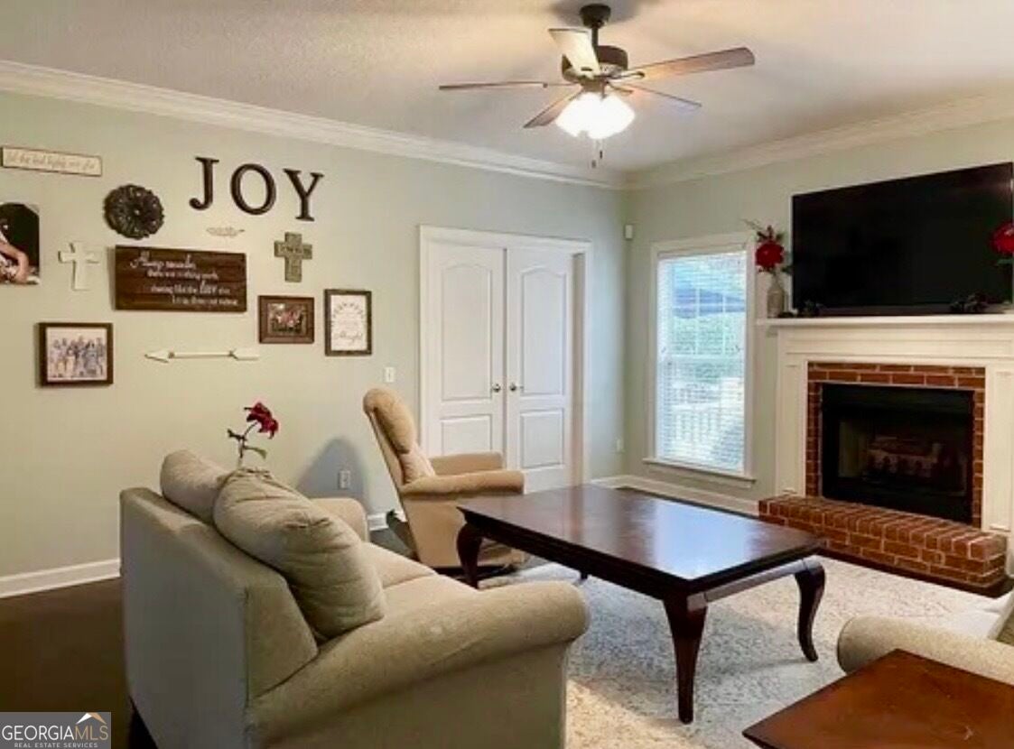 231 Sandspur Lane
