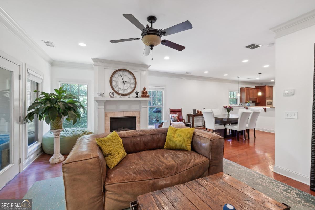 102 Mallard DR 1A