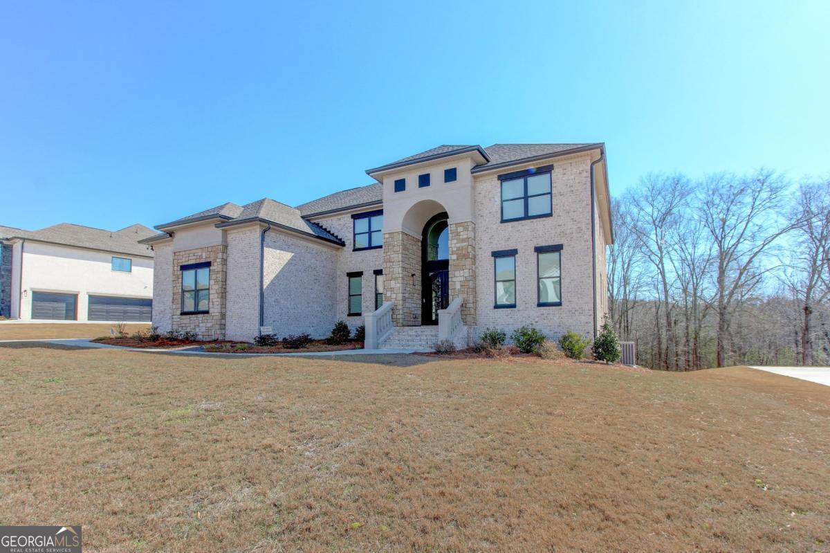 2960 Waterford Dr SW