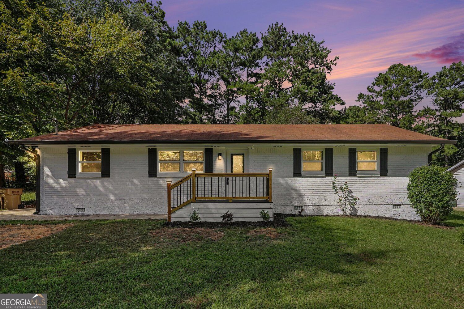 46 Royce DR