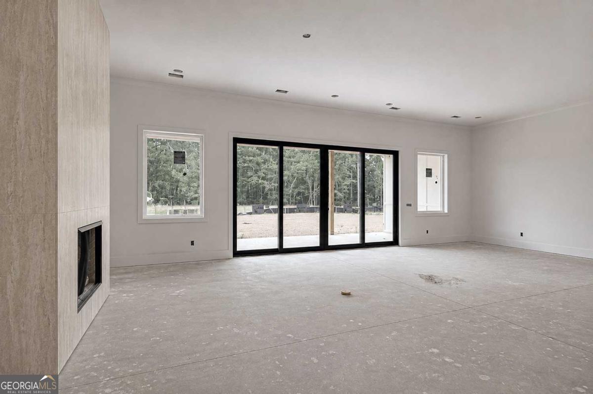 632 Arnold Mill RD