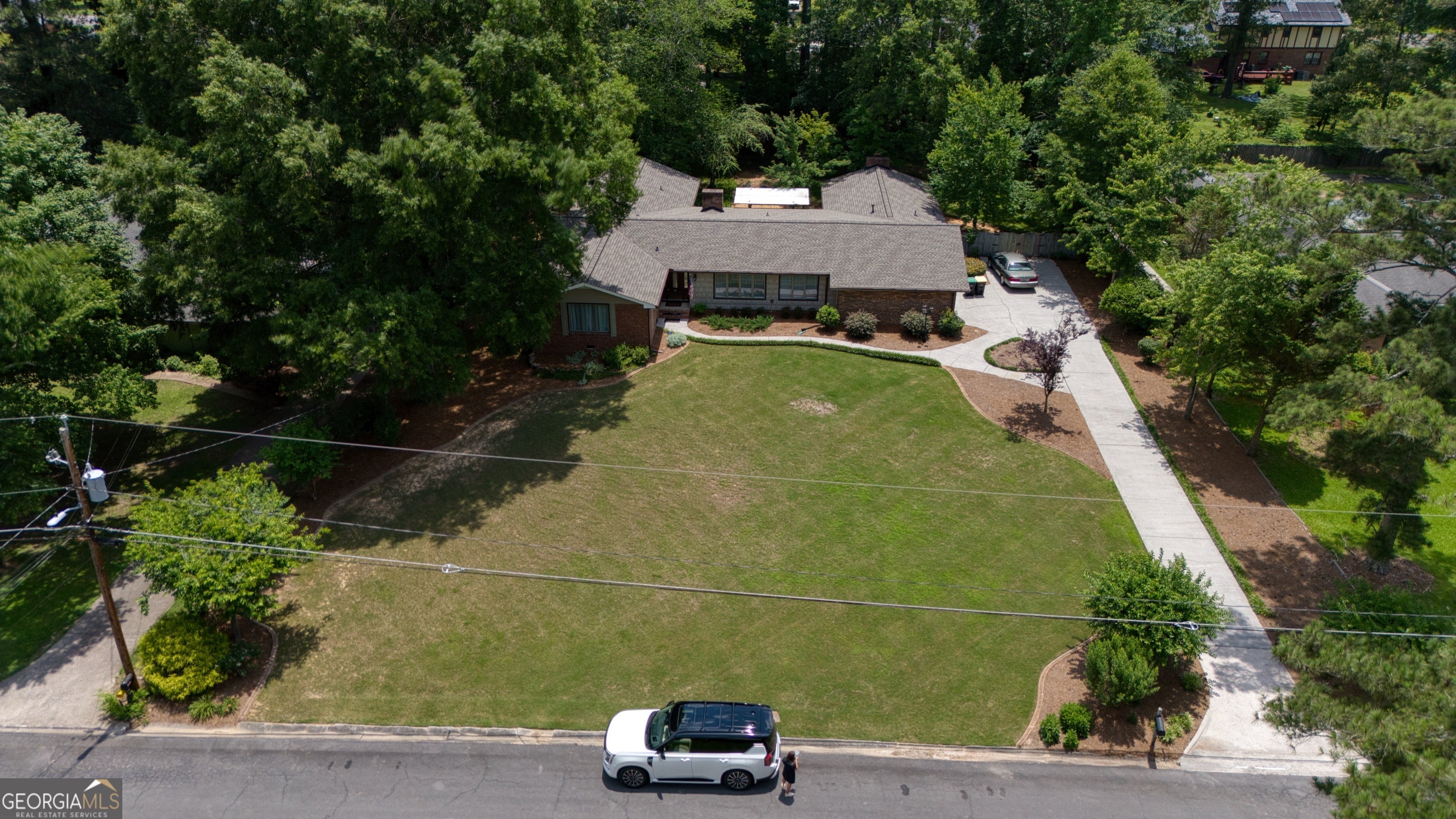 109 Rollingwood CIR NW