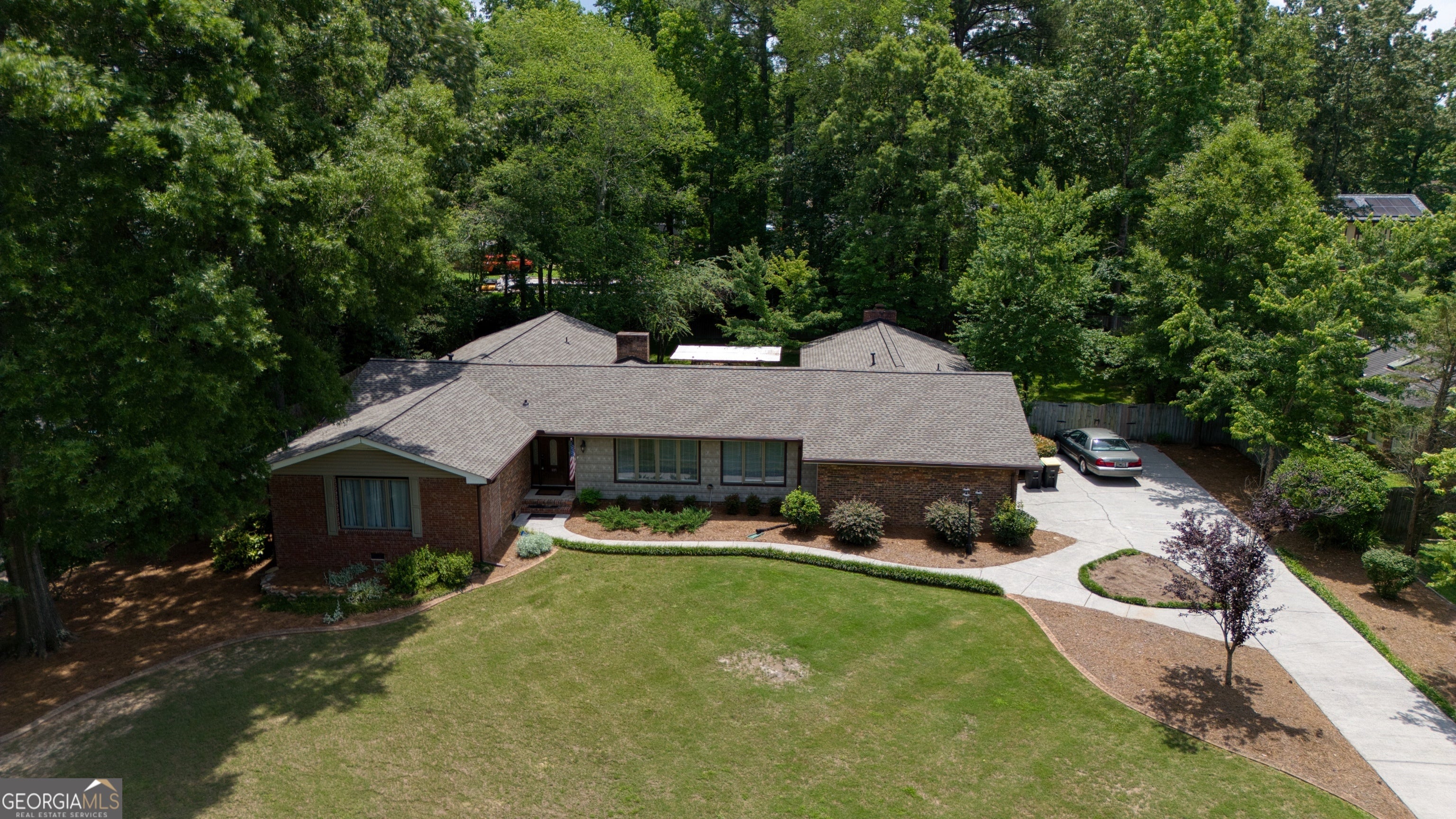 109 Rollingwood CIR NW
