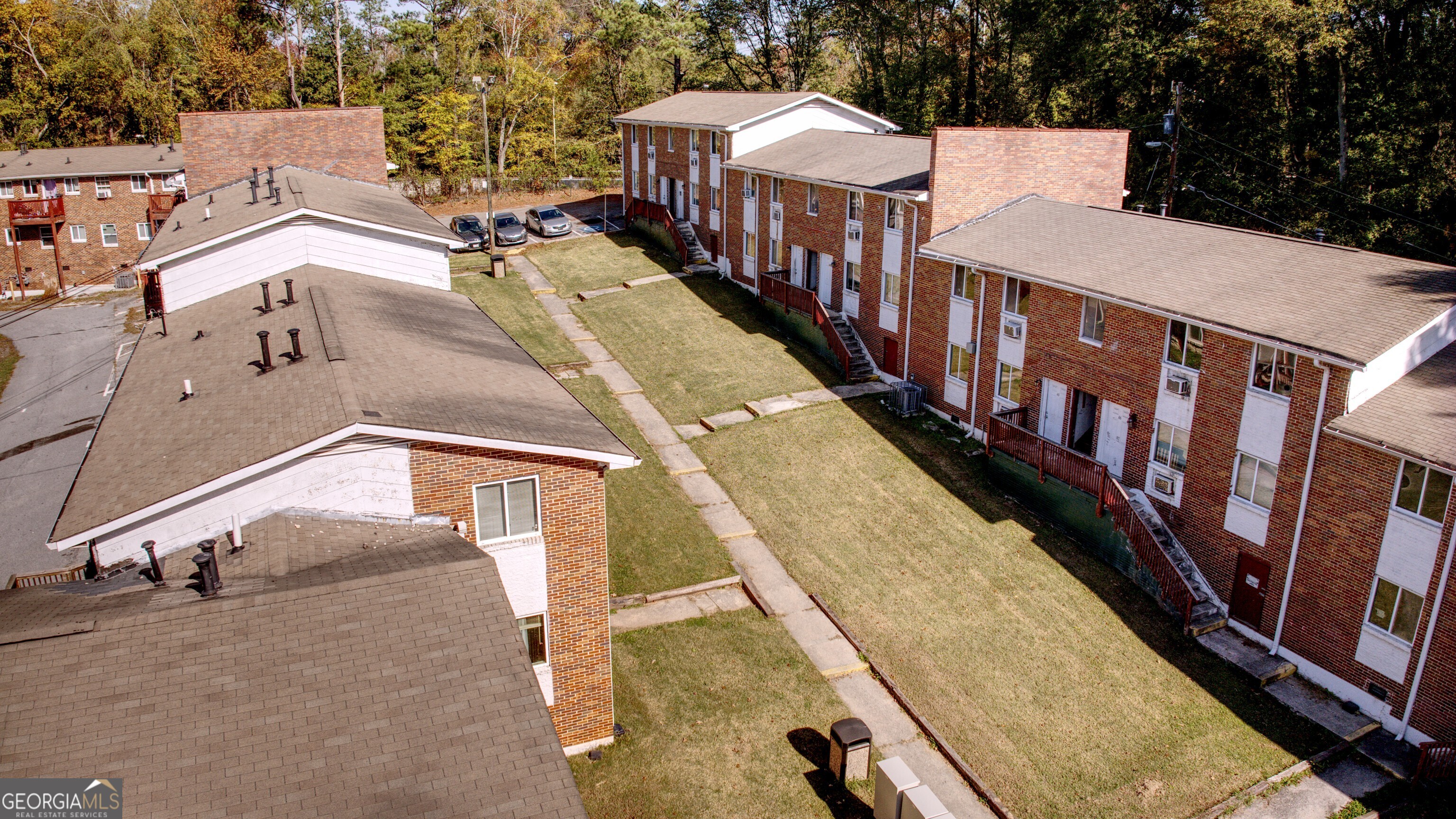 Investment opportunity awaits with this well-maintained, 36-unit apartment complex situated in the heart of Atlanta's bustling Westside. Located just minutes from downtown, this property offers easy access to major highways, public transportation, and the Atlanta BeltLine. Each of the 36 units features spacious floor plans, modern appliances, and desirable amenities, making it a highly attractive option for renters. The building is fully leased, generating steady rental income with room for potential rent increases in the growing neighborhood. This area is undergoing significant revitalization, offering great upside for investors. **Key Features:** - **36 units** with a mix of 1-bedroom and 2-bedroom floor plans - On-site parking for residents - Laundry facilities on-site - Recently updated common areas and exterior - Proximity to popular areas like West End, Mercedes-Benz Stadium, and Morehouse College - Easy access to I-20 and public transportation - Huge potential for rental income growth in this high-demand area This property is ideal for investors seeking a turn-key rental portfolio or those looking to reposition and add value. Don't miss out on this rare opportunity to own a multi-family asset in one of Atlanta's most dynamic neighborhoods.