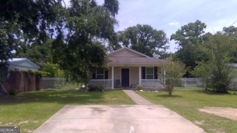 1400 N 50th AVE Pensacola FL 32506