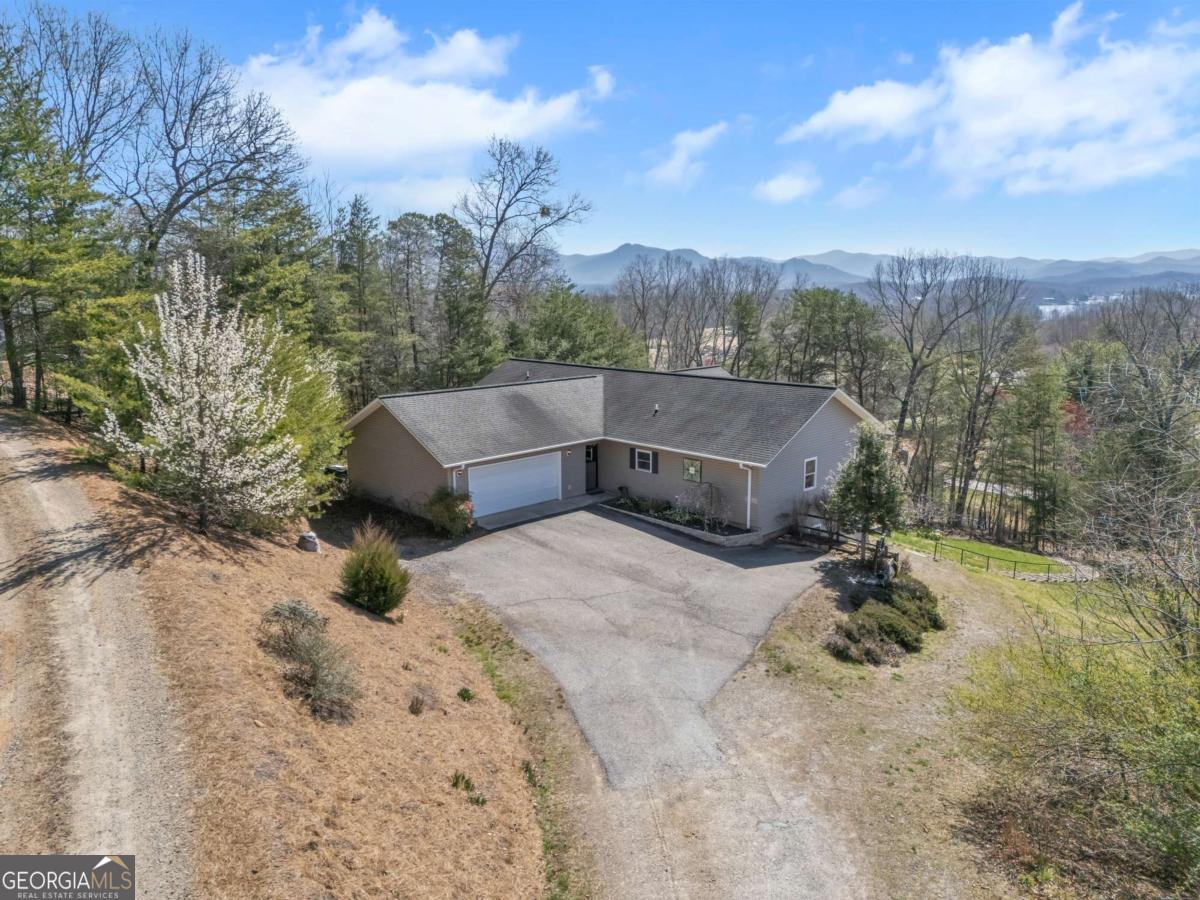 224 Chatuge Shores CIR