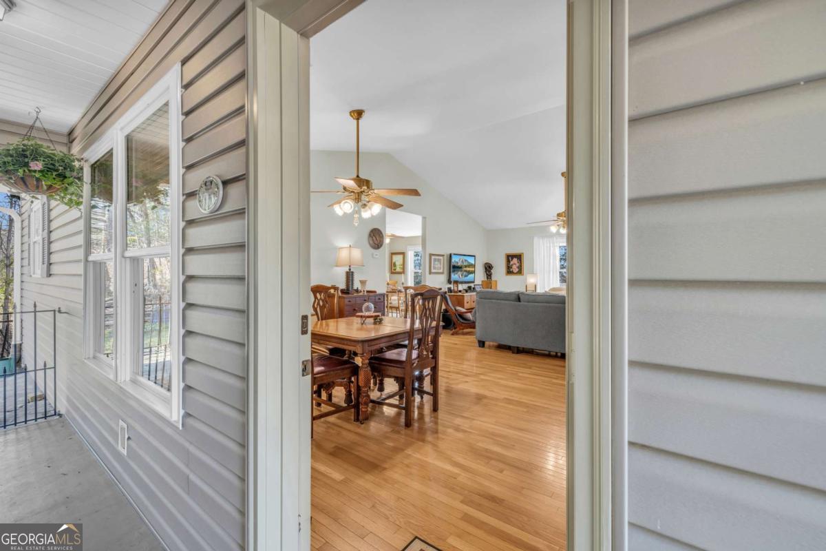 224 Chatuge Shores CIR