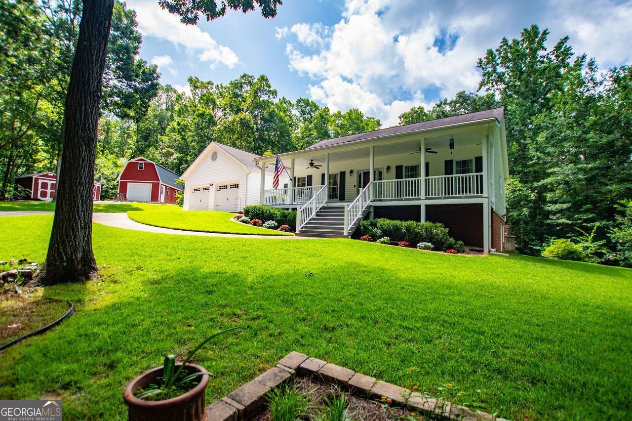 5755 Dorsett Shoals RD