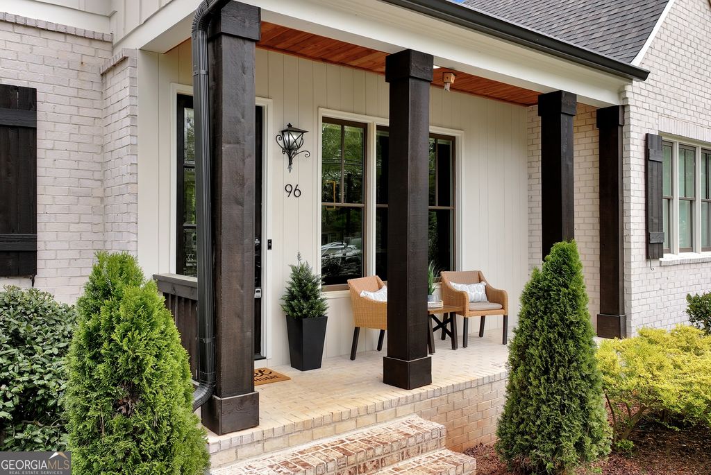 Photo of 96 Woodstock Road, Roswell, GA 30075 (MLS # 10733493)