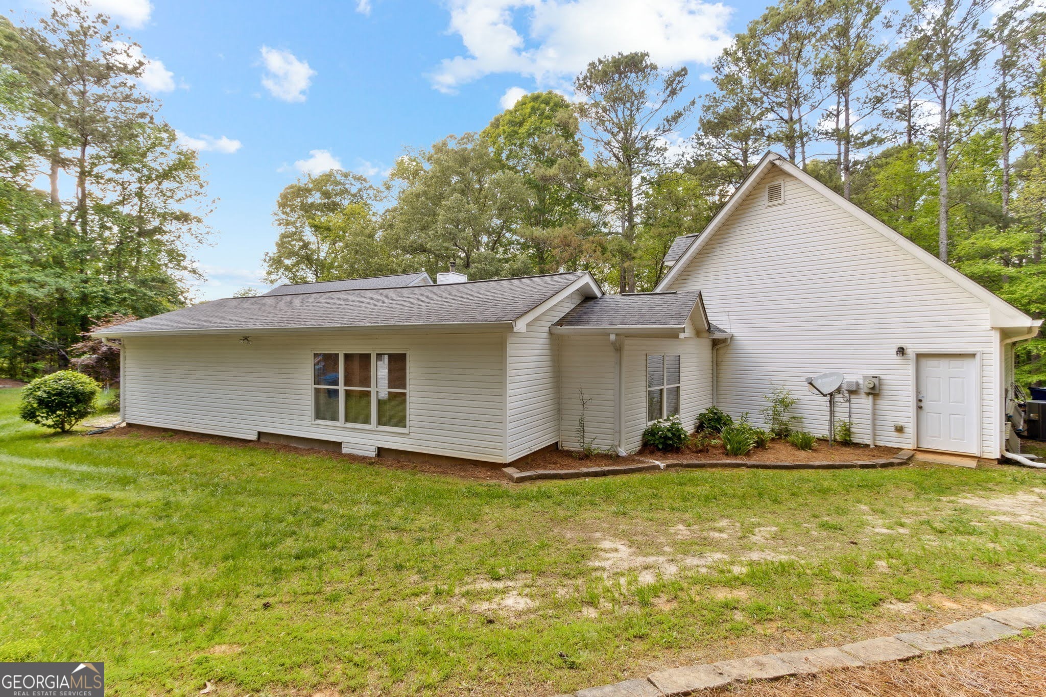 Dacula, Georgia 30019, United States, 4 Bedrooms Bedrooms, ,4 BathroomsBathrooms,Residential,Pending,124062