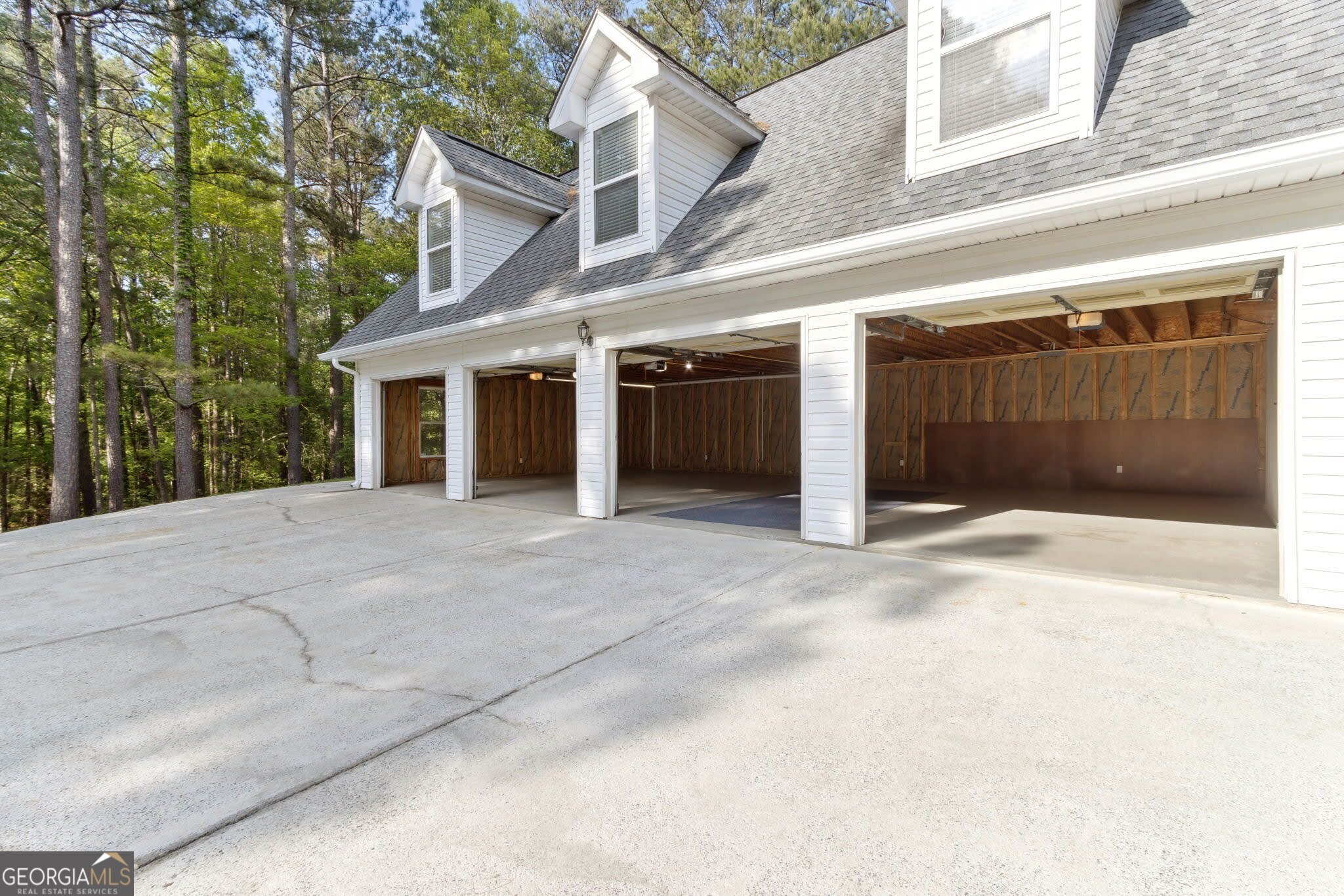 Dacula, Georgia 30019, United States, 4 Bedrooms Bedrooms, ,4 BathroomsBathrooms,Residential,Pending,124062