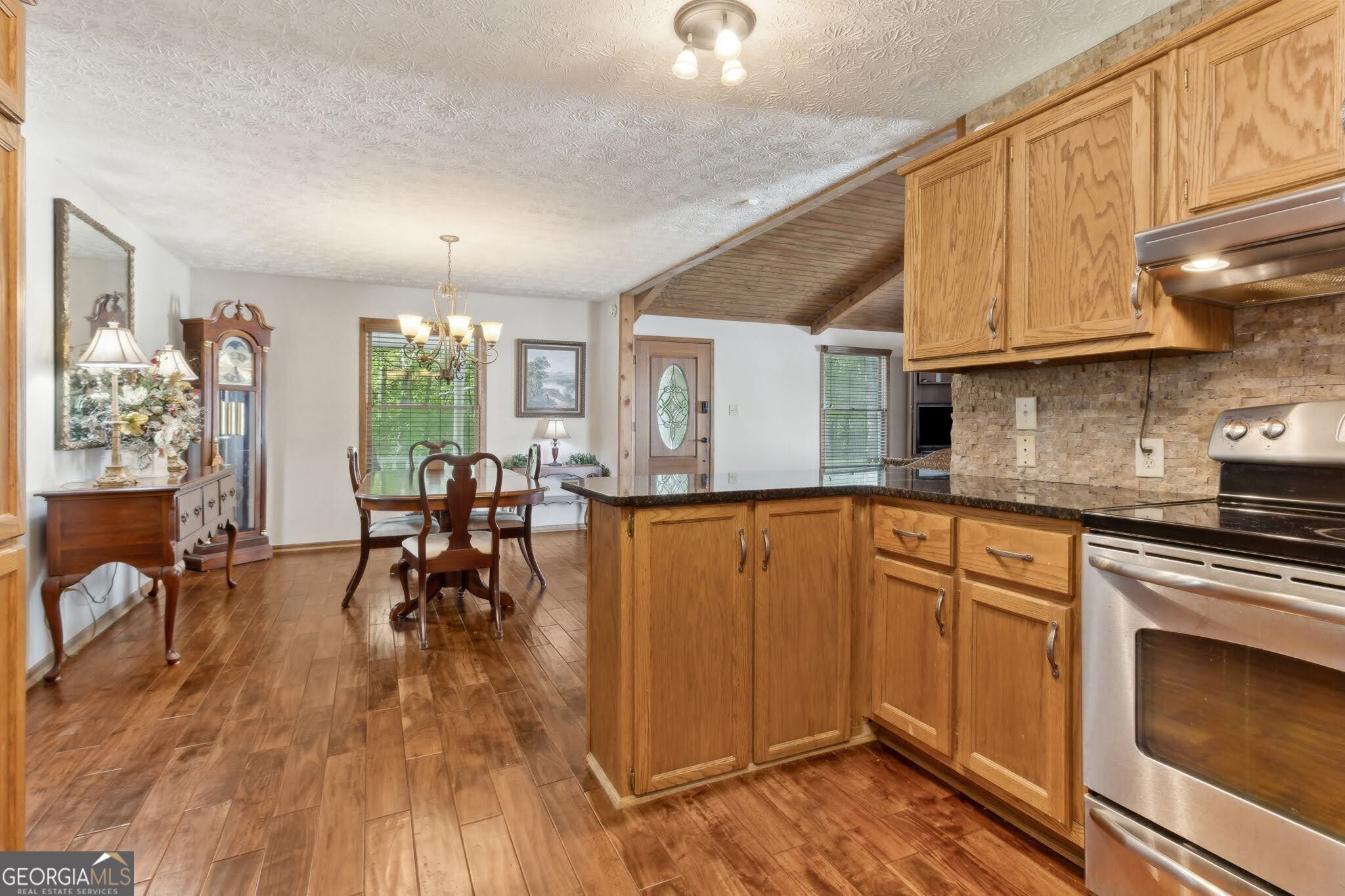 Dacula, Georgia 30019, United States, 4 Bedrooms Bedrooms, ,4 BathroomsBathrooms,Residential,Pending,124062