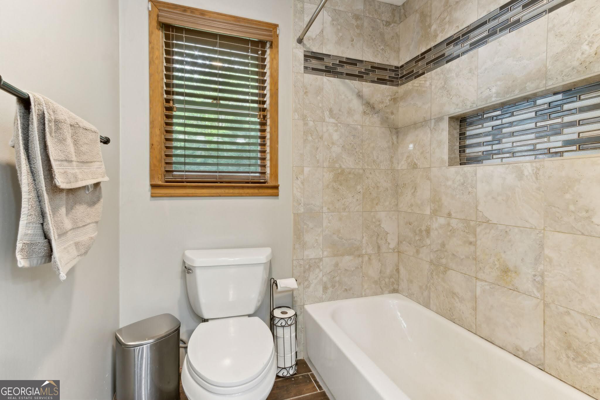 Dacula, Georgia 30019, United States, 4 Bedrooms Bedrooms, ,4 BathroomsBathrooms,Residential,Pending,124062