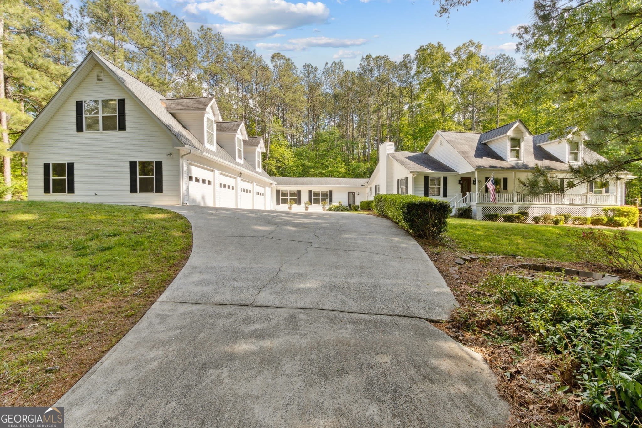 Dacula, Georgia 30019, United States, 4 Bedrooms Bedrooms, ,4 BathroomsBathrooms,Residential,Pending,124062