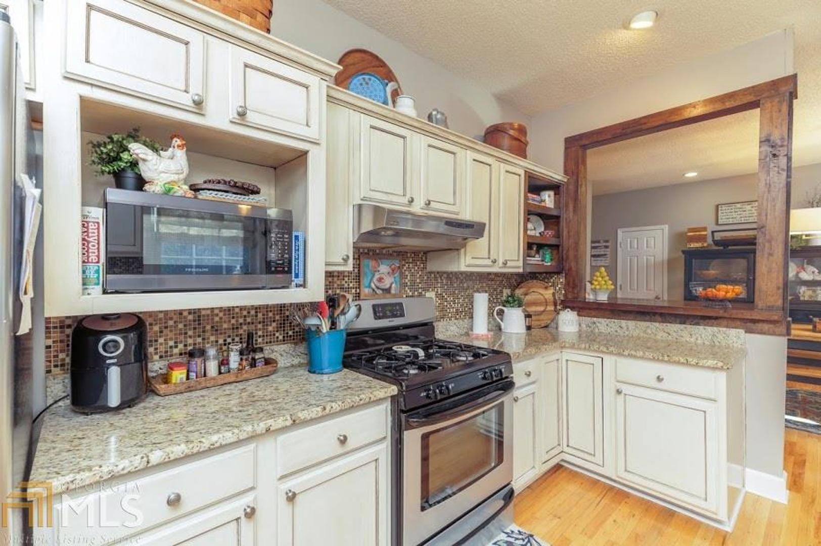 Woodland Acres - Residential