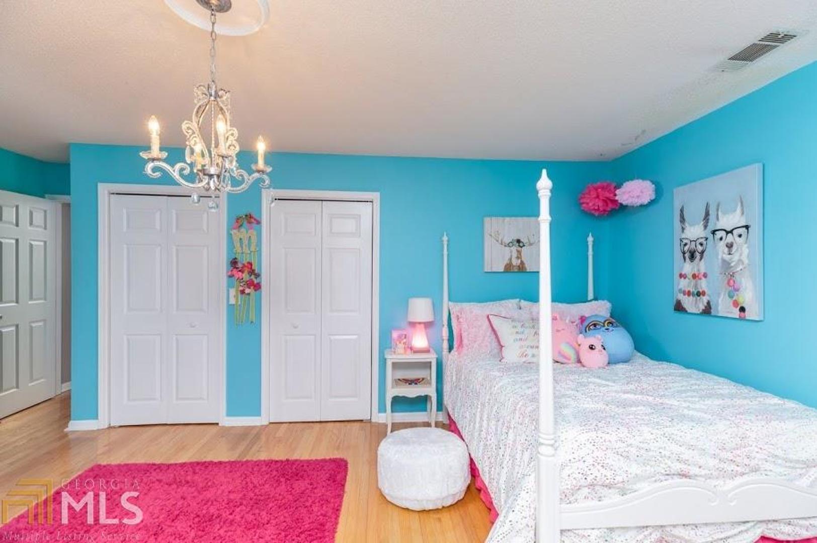Woodland Acres - Residential