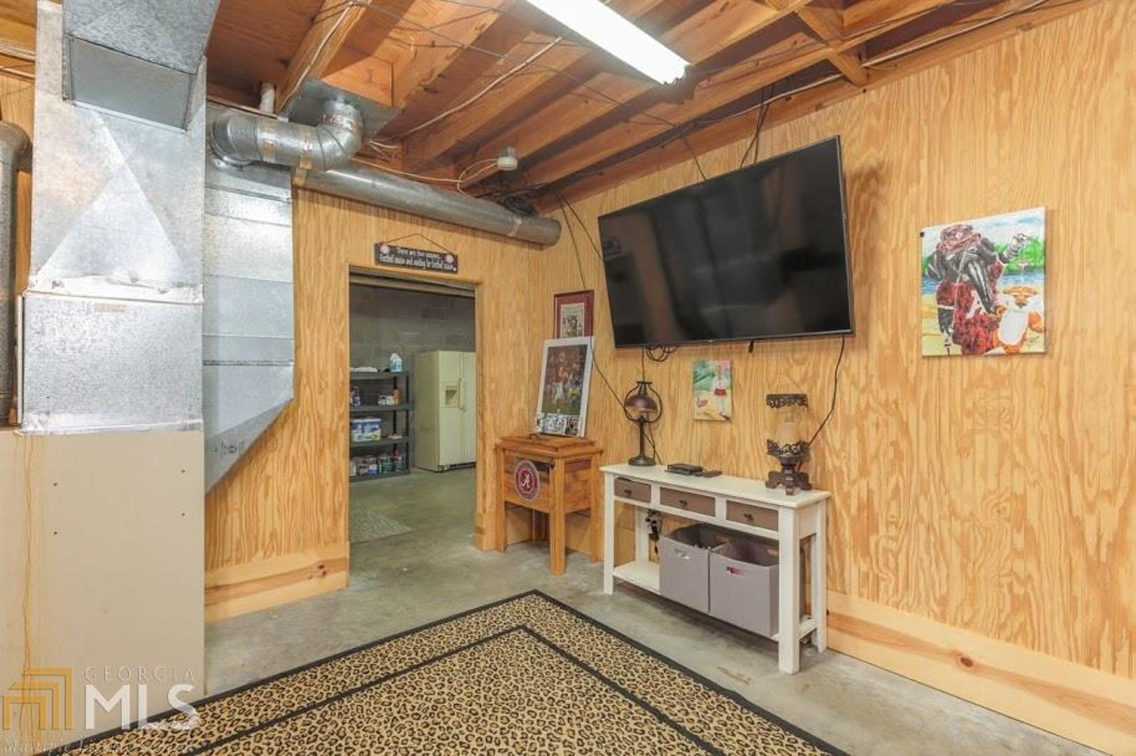 Woodland Acres - Residential