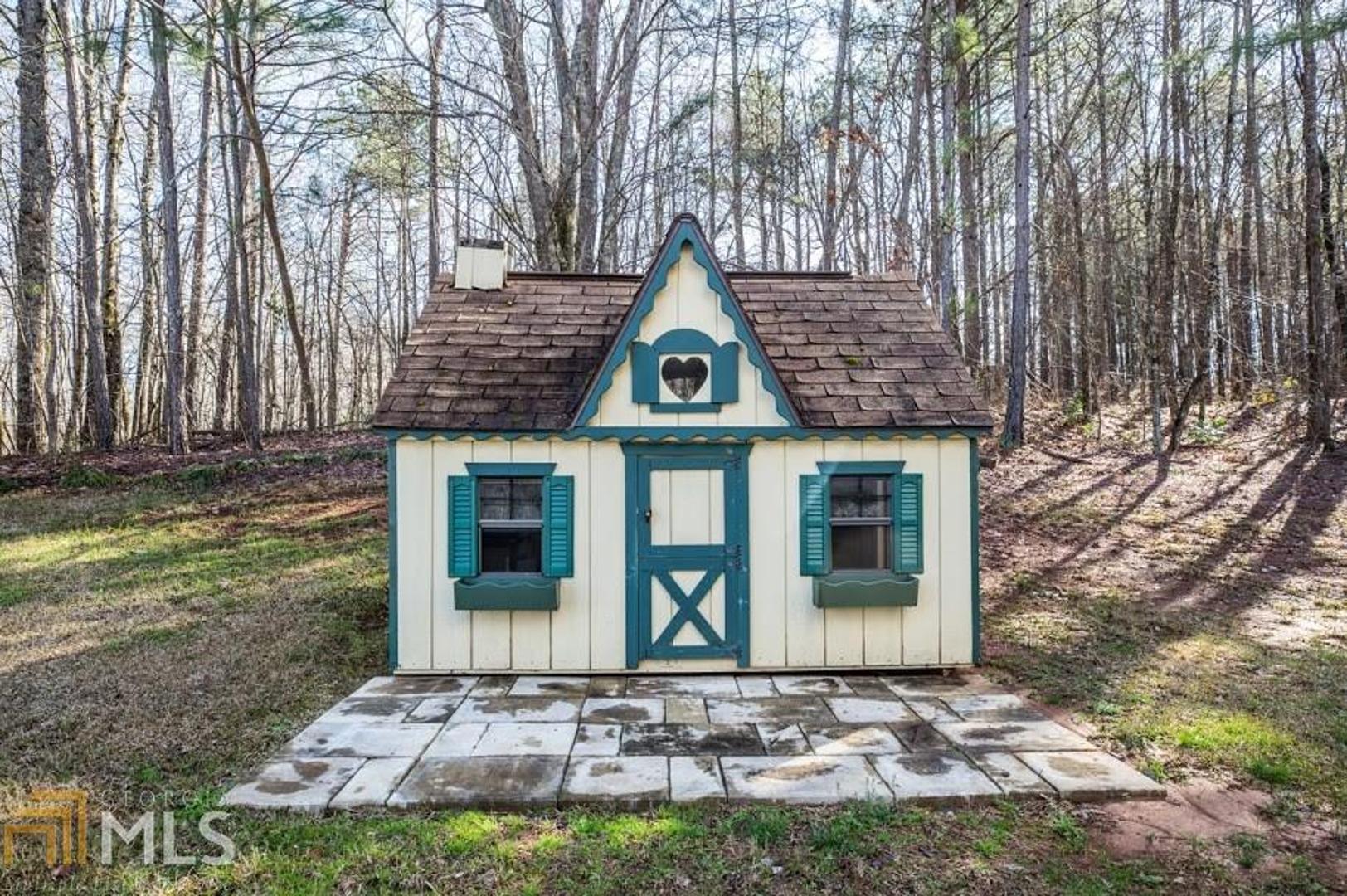 Woodland Acres - Residential