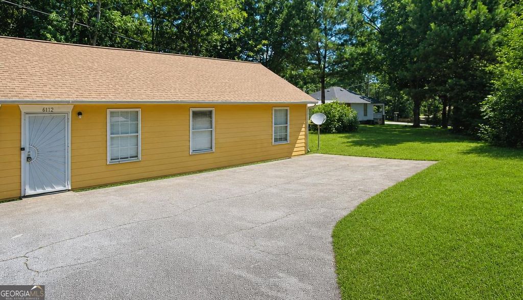 Photo of 6112 Green Acres Drive SW, Covington, GA 30014 (MLS # 10808154)