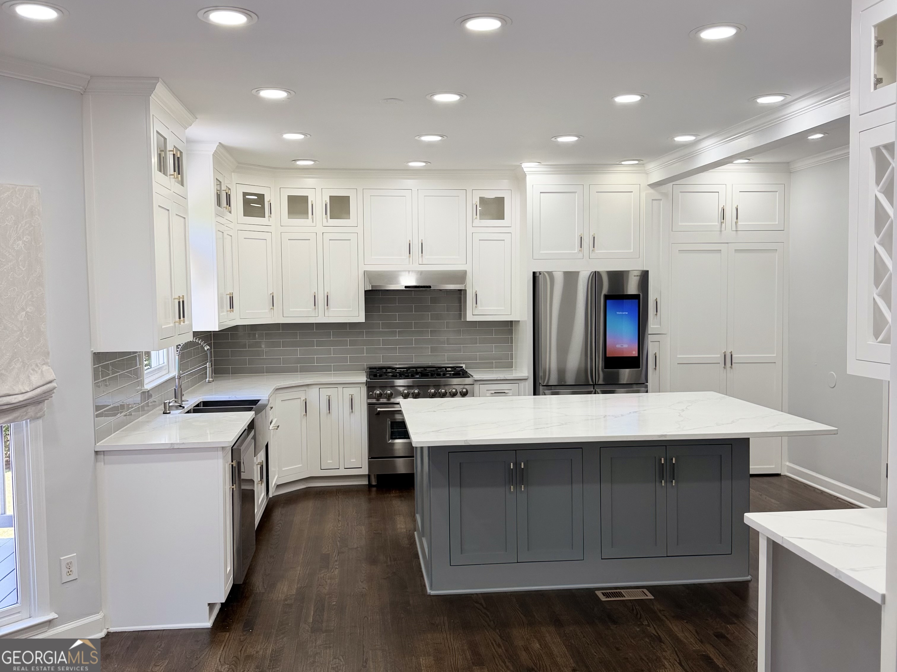 1424 Chatsworth TRCE
