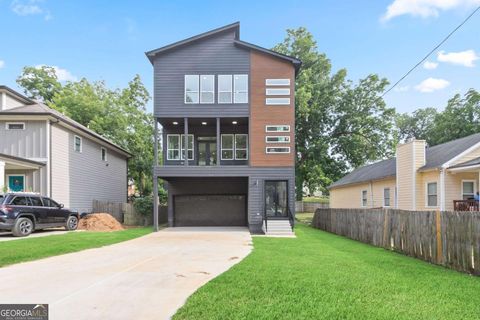 Photo of 1710 Browning Street SW, Atlanta, GA 30314 (MLS # 10809316)