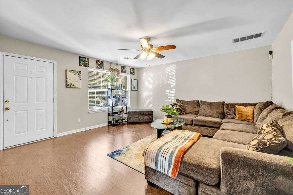 1160 Pleasant Oak LN