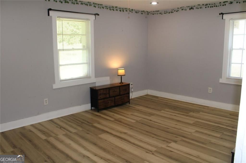 College Park, Georgia 30337, United States, 4 Bedrooms Bedrooms, ,3 BathroomsBathrooms,Residential,Active,209394